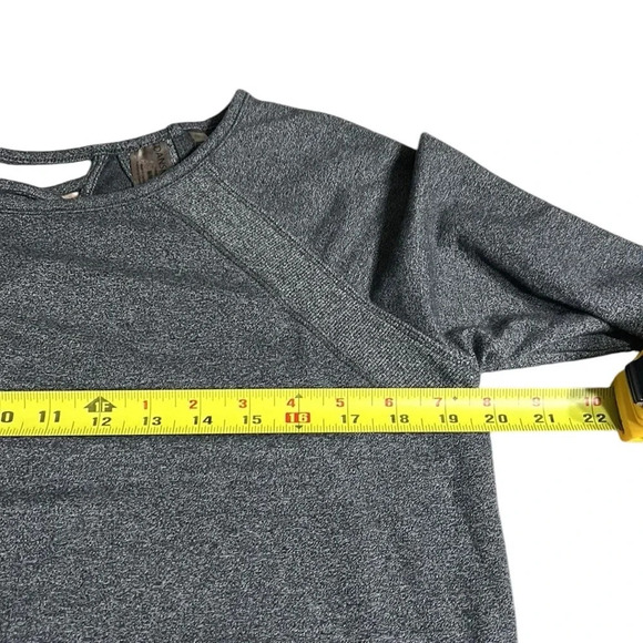 Danskin sweater,women med, top back  cut out,pullover, comfy,cotton blend,raglan - Picture 14 of 15